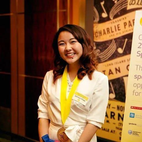 娱乐吃瓜酱四名女生得奖